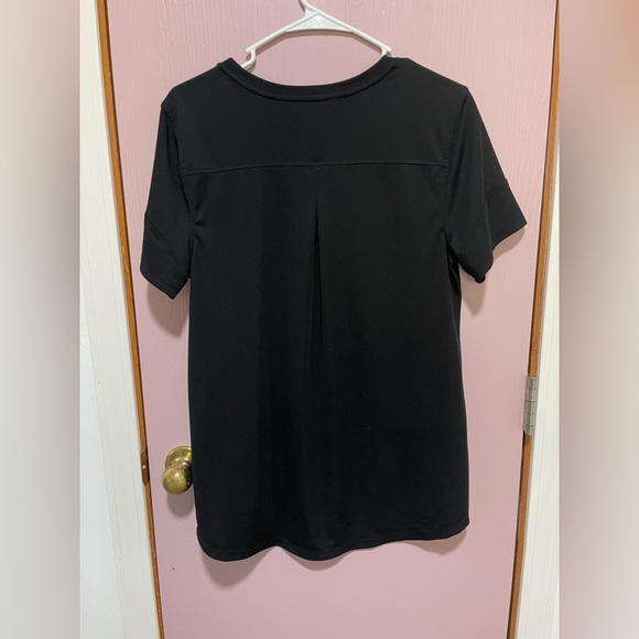 🌟5 for $25🌟 Alive magnetics black workout tee - Picture 3 of 3